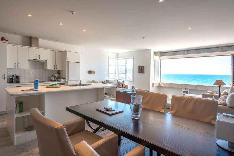 Premium Apartment | In-room dining