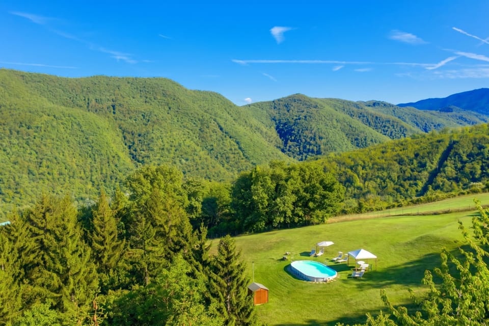 Family Villa, Multiple Bedrooms, Refrigerator & Microwave, Mountainside (Villa Le Poggiola) | Garden