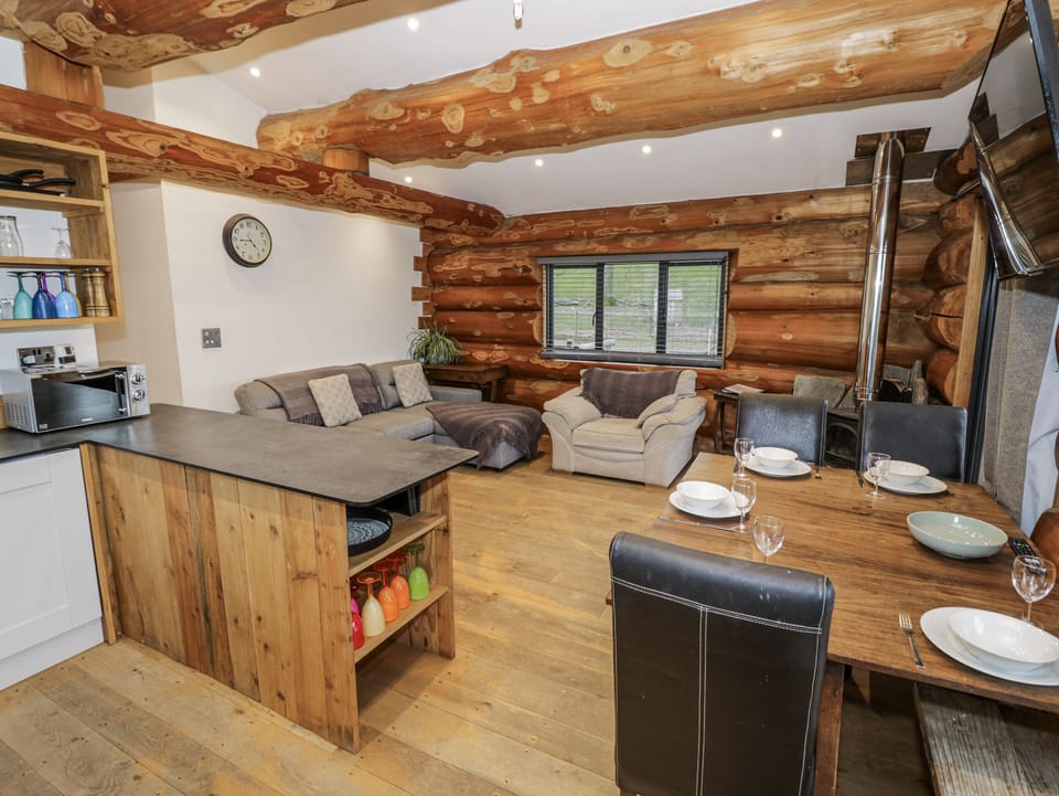 Cottage | Interior