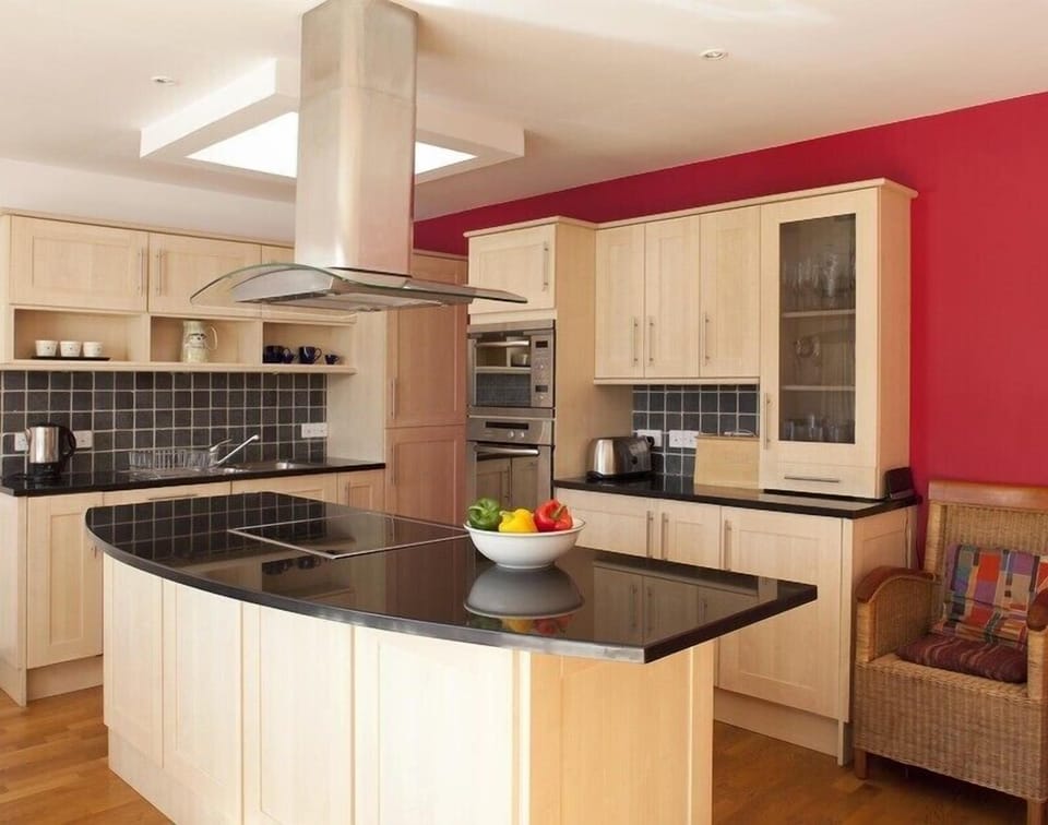 Cottage | Interior