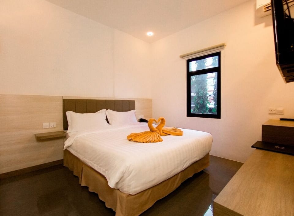 Superior Double Room | Hypo-allergenic bedding available, soundproofing