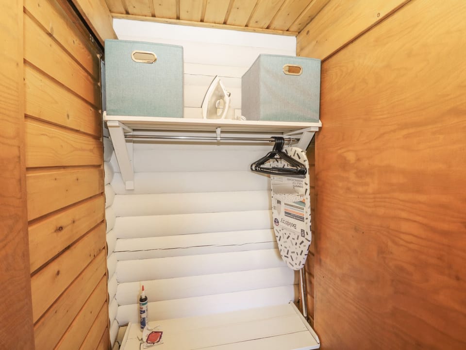 Cottage | 1 bedroom, individually decorated, individually furnished, free WiFi
