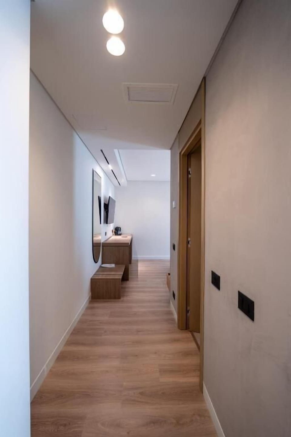 Grand Suite | Soundproofing, bed sheets