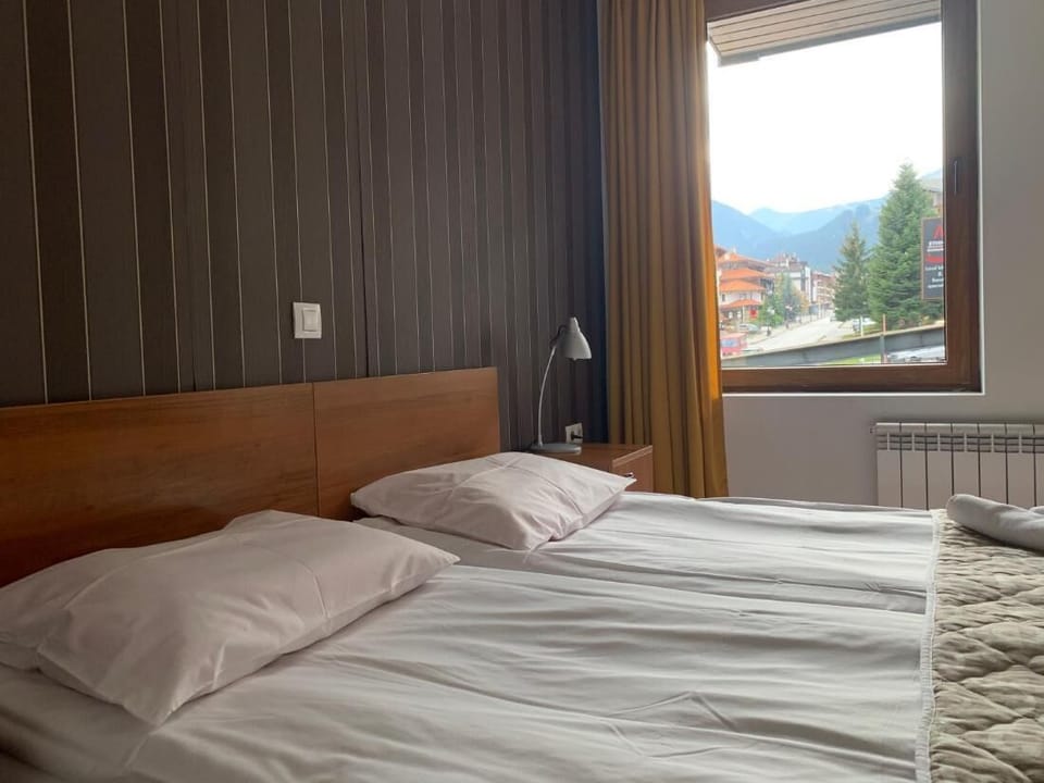 Room, 1 Bedroom, Balcony, City View | 1 bedroom