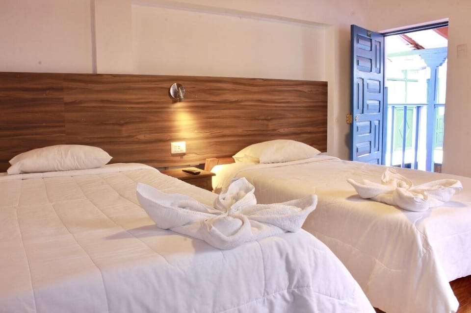 Standard Double Room | Desk, soundproofing, free WiFi, bed sheets