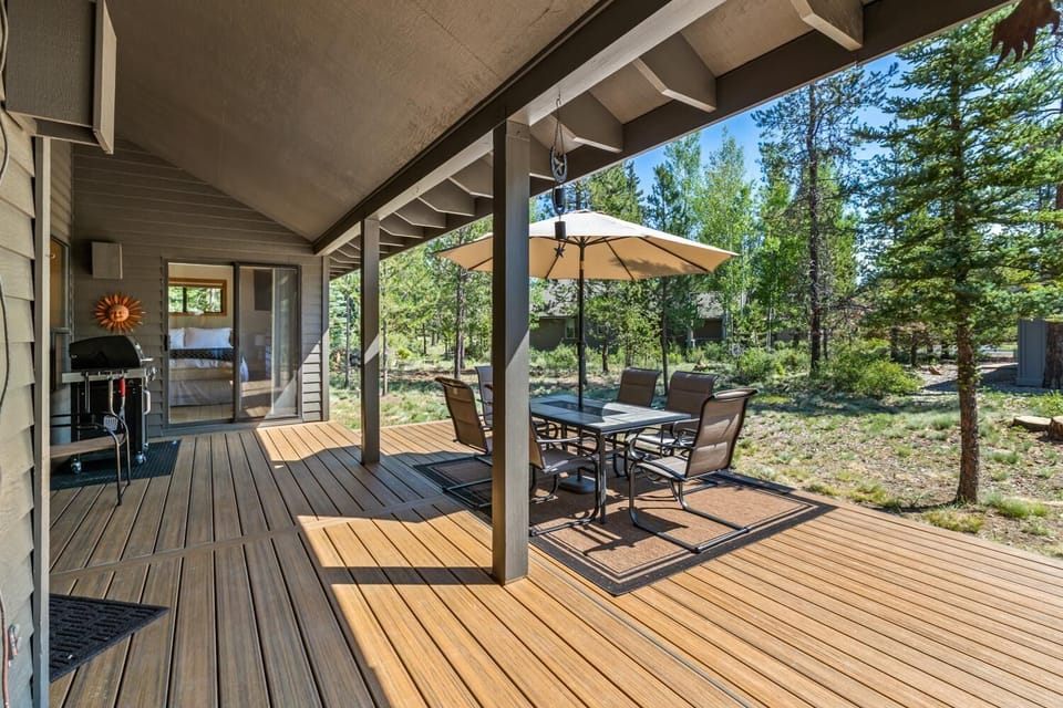 House, Multiple Beds (Yankee Mountain - Unit 5) | Outdoor dining