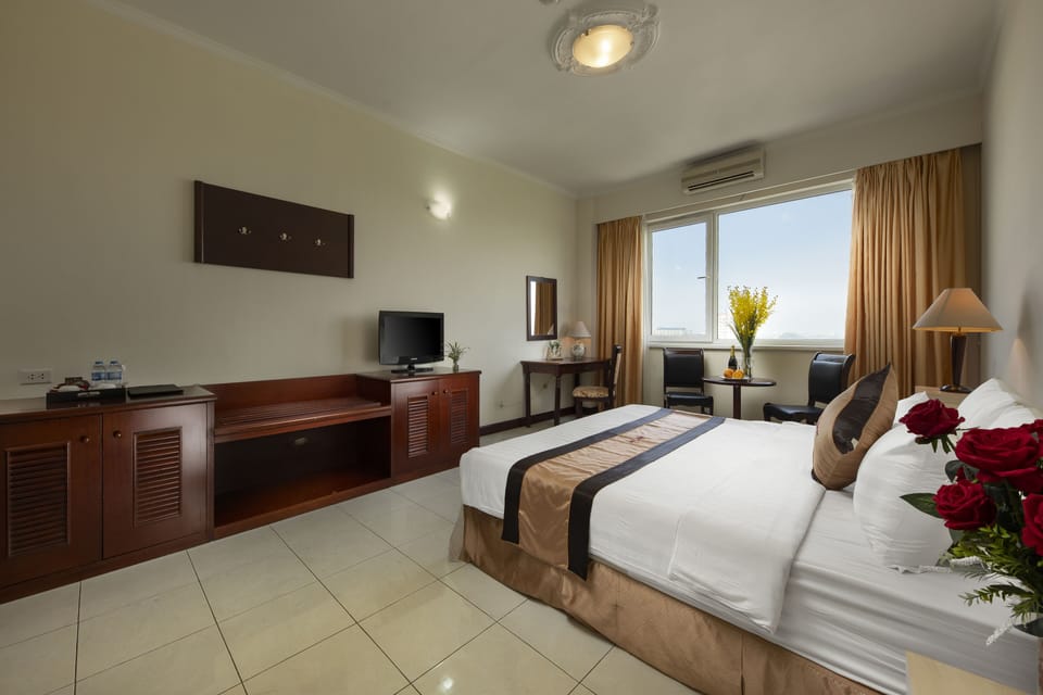 Premium bedding, memory foam beds, minibar, in-room safe