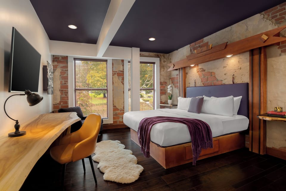 Premium Room, 1 King Bed with Sofa bed | Premium bedding, down comforters, blackout drapes, iron/ironing board