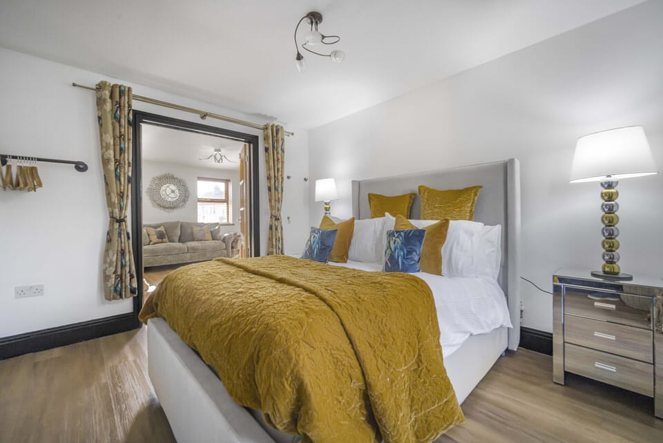 Coach House House in Bridgend