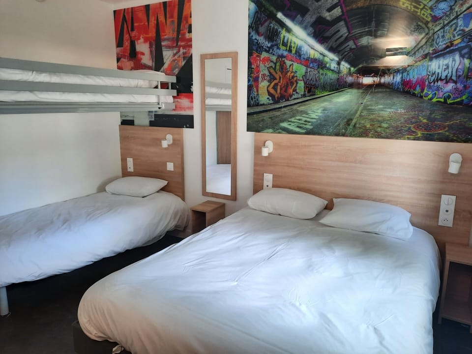 Quadruple Room, Multiple Beds | Bed sheets
