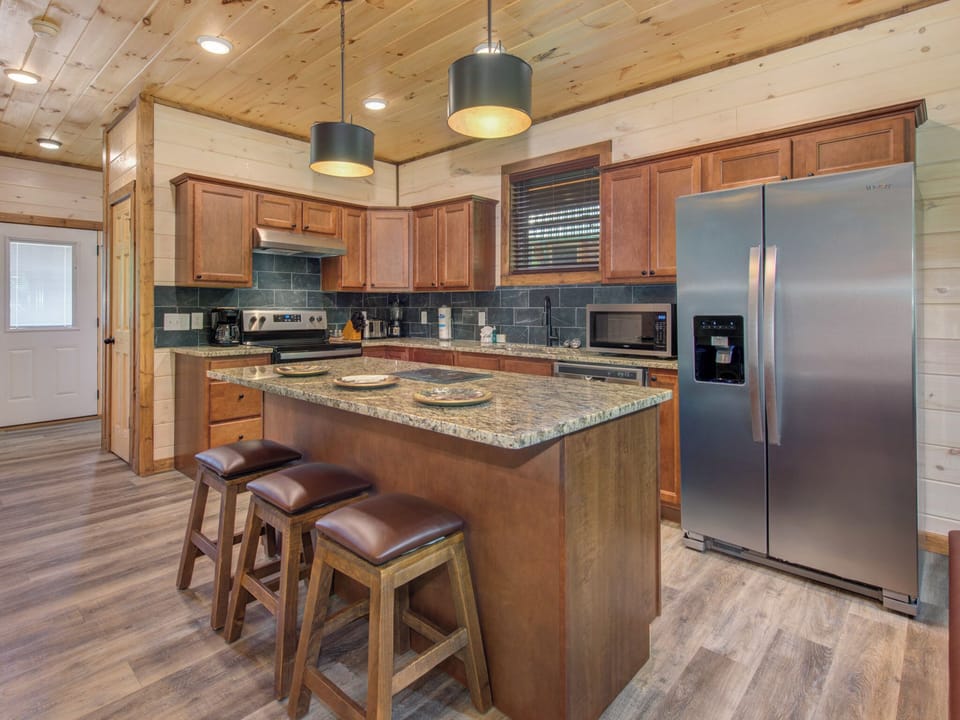 Studio (3 Bedrooms) | Property amenity
