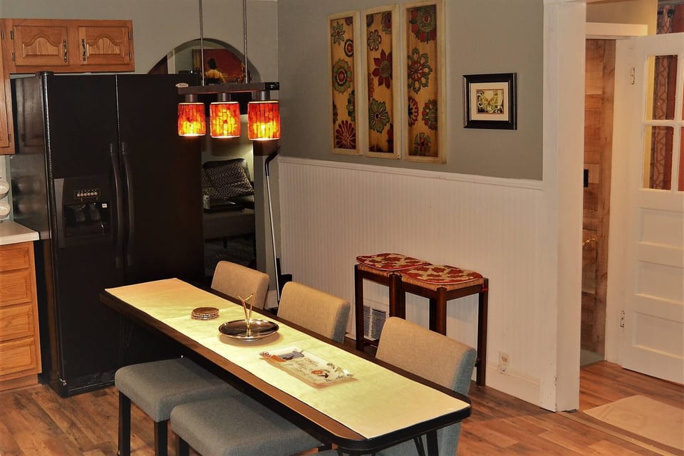 Apartment, 2 Bedrooms, Patio | Dining