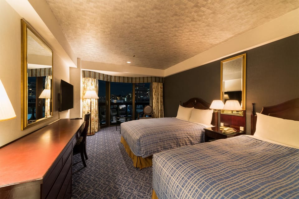 Superior Twin Room, Non Smoking | Premium bedding, down comforters, in-room safe, desk