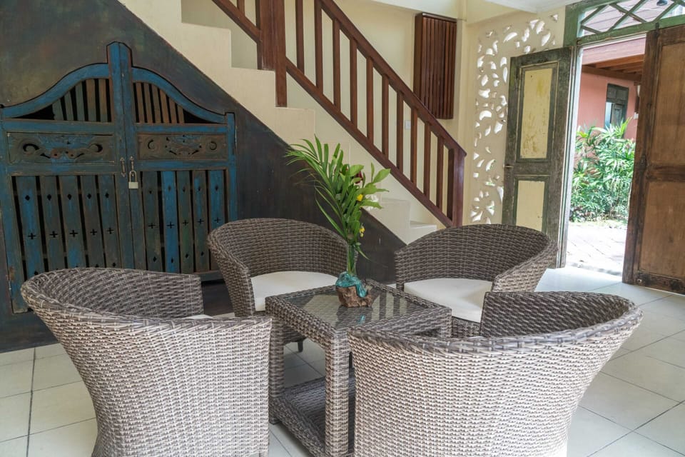 Basic Apartment, 1 King Bed | Balcony