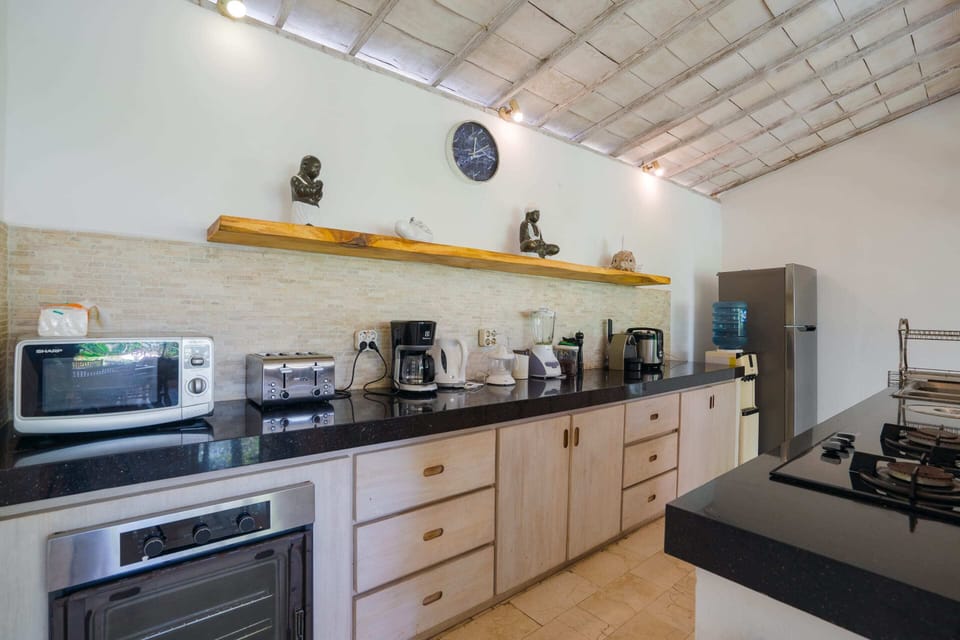 Basic Villa, Multiple Beds | Private kitchen | Fridge, microwave, oven, stovetop