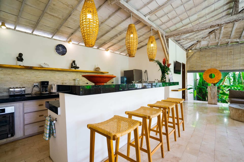 Basic Villa, Multiple Beds | Private kitchen | Fridge, microwave, oven, stovetop