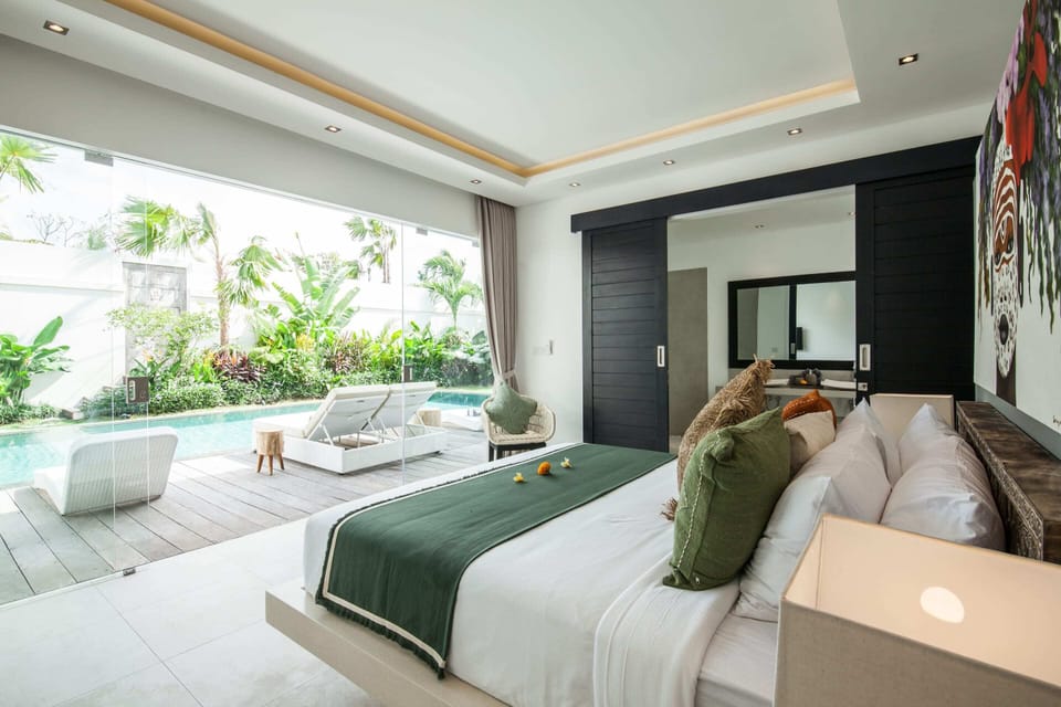Basic Villa, Multiple Beds | 4 bedrooms, desk, laptop workspace, iron/ironing board
