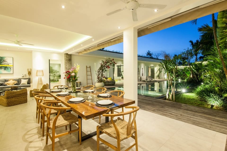 Basic Villa, Multiple Beds | Private kitchen | Fridge, microwave, stovetop, coffee/tea maker