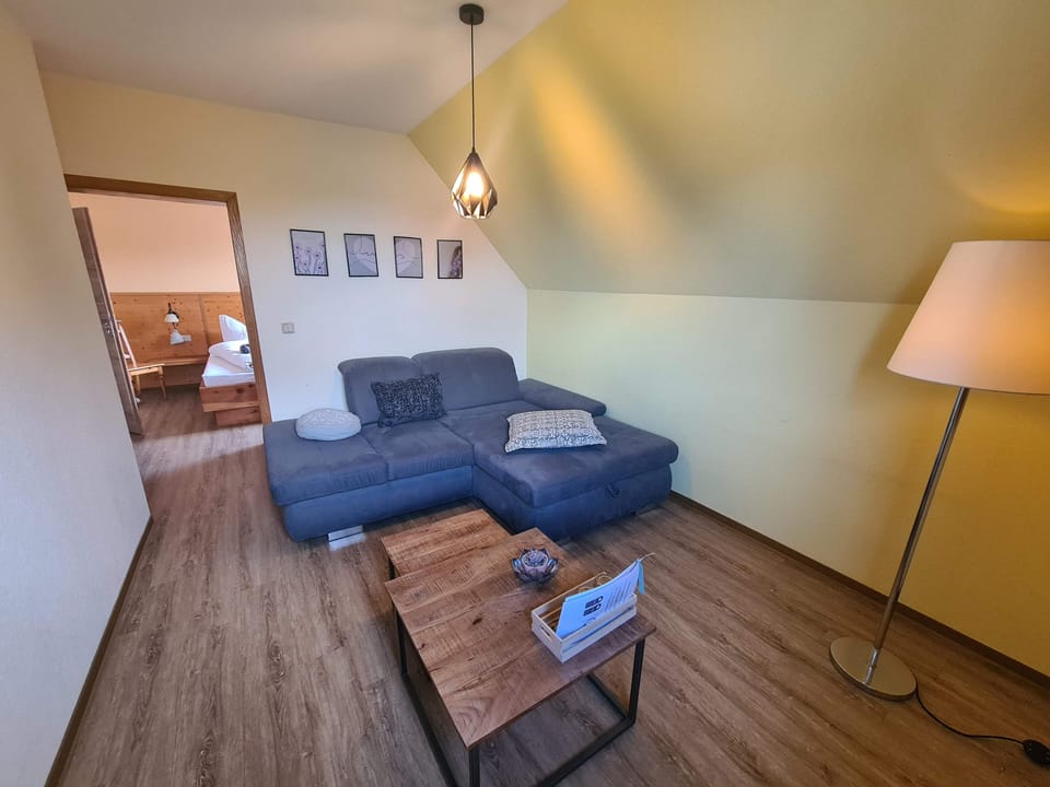 Comfort Double Room | Free WiFi, bed sheets