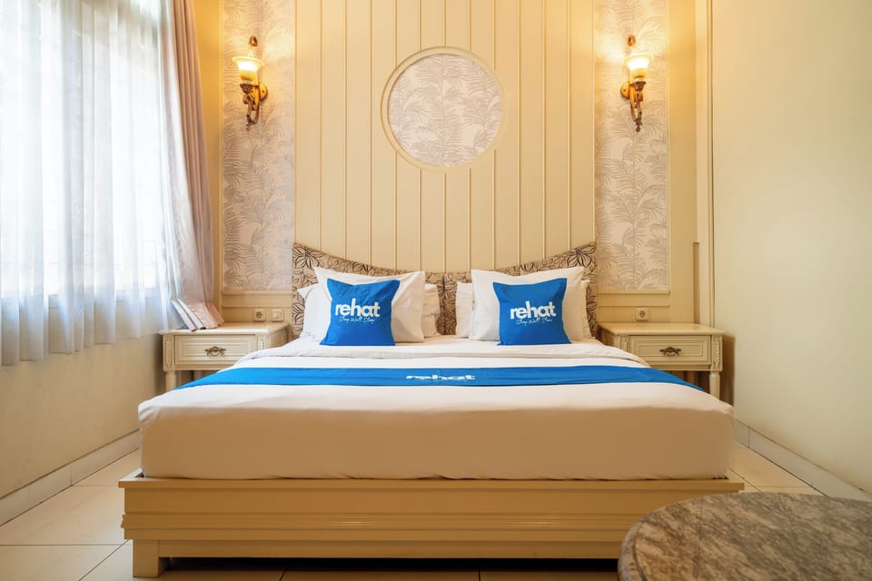 Premium Double Room | Minibar, desk, free WiFi