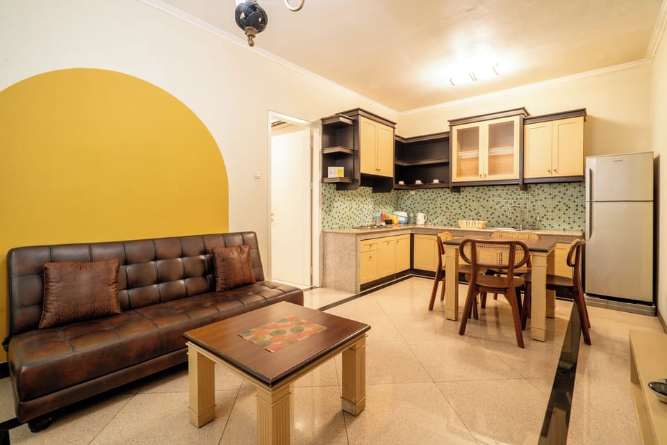 Family Room | Living area | LCD TV