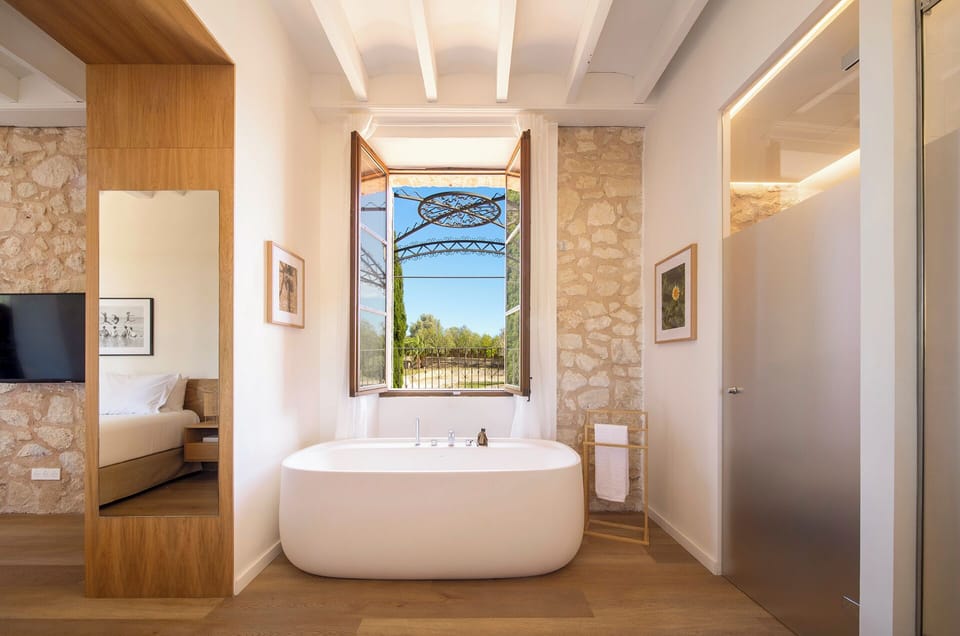 Presidential Studio Suite, Terrace | Egyptian cotton sheets, premium bedding, down comforters