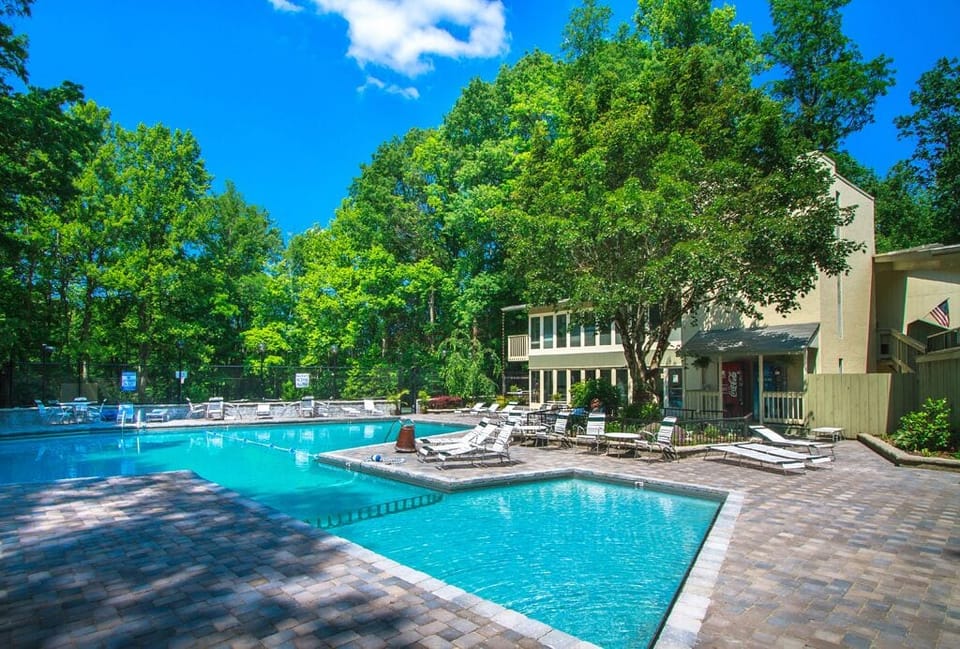 Studio (3 Bedrooms) | Property amenity