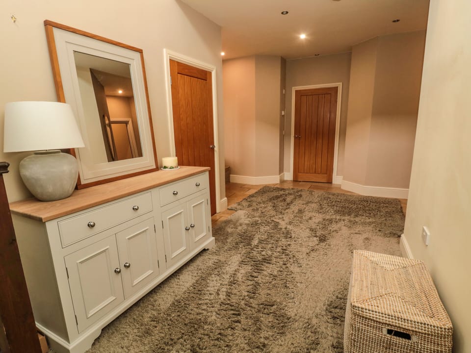 Cottage | 5 bedrooms, individually decorated, individually furnished, free WiFi