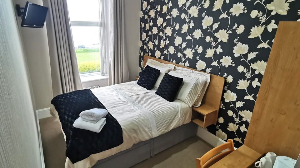 Classic Double Room, Ensuite, Sea View (Room 5-1st Floor)