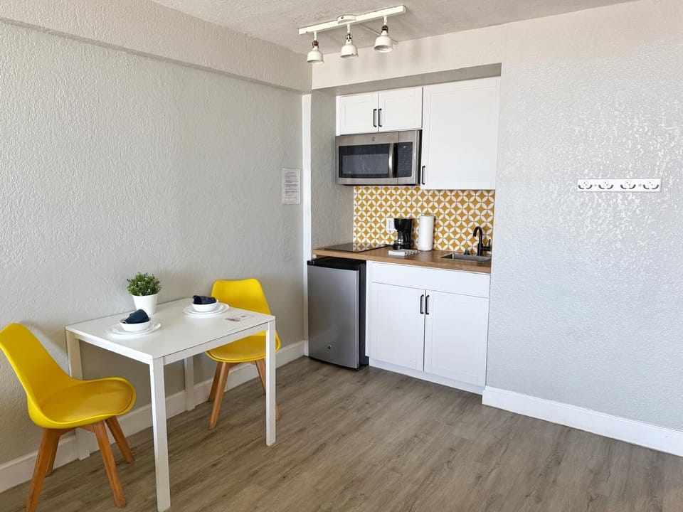 Panoramic Studio, 1 King Bed, Ocean View | Iron/ironing board, WiFi (free)