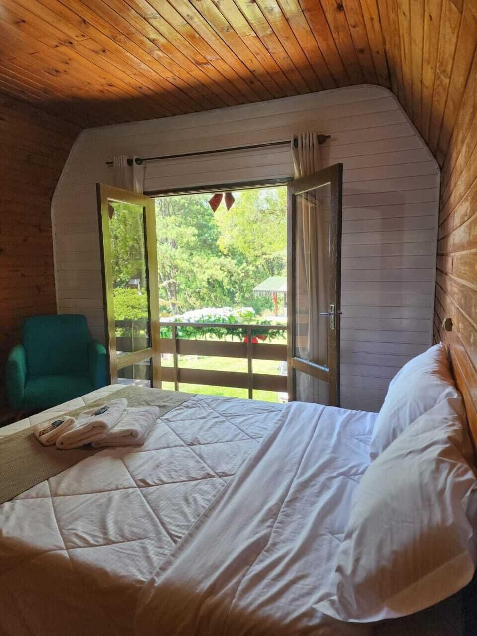 Traditional Suite | 1 bedroom, individually decorated, free WiFi, bed sheets