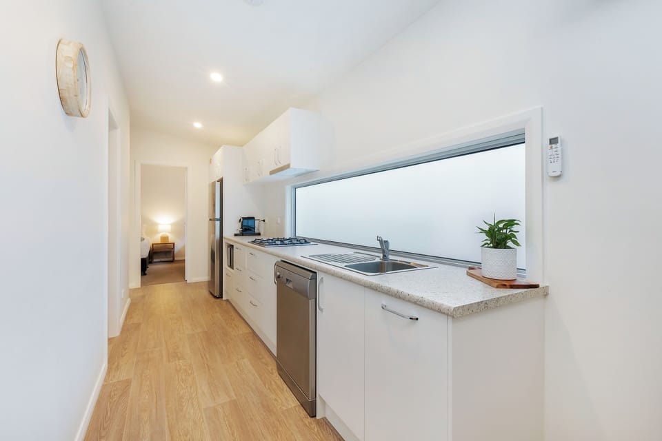 Premium Cabin - Sleeps 6 | Private kitchen | Coffee/tea maker, full-size fridge, microwave, stovetop