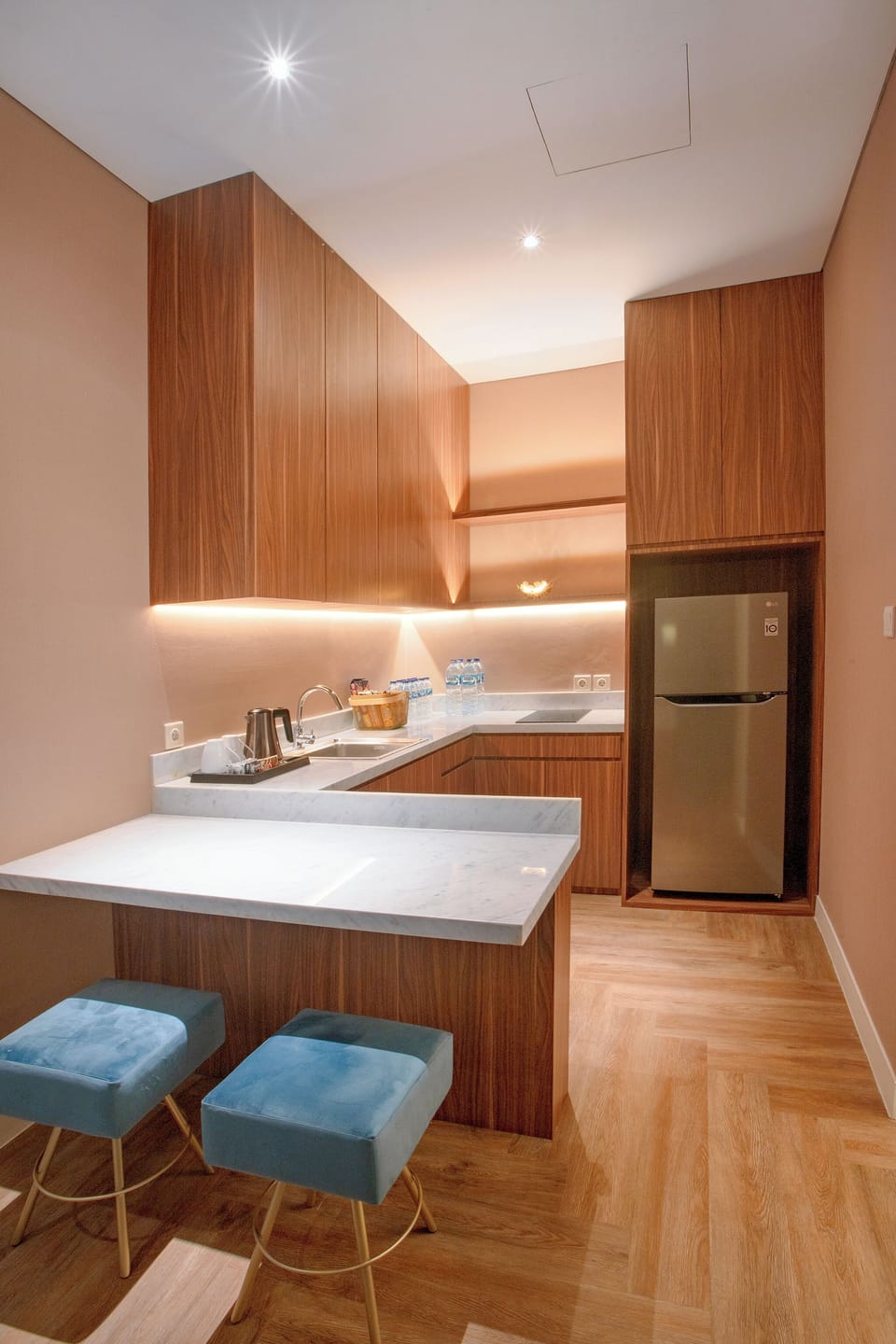 President Suite Room | Private kitchen | Electric kettle