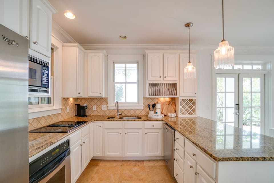 Standard Cottage, 2 Bedrooms, Beachside | Private kitchen | Full-size fridge, microwave, oven, stovetop