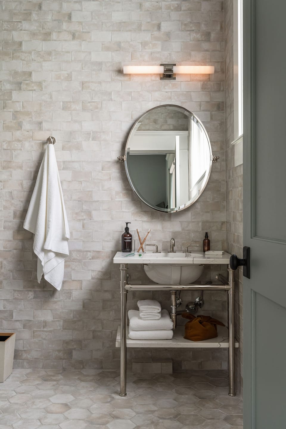 Luxury Single Room (Helena Suite) | Bathroom | Shower, slippers, towels