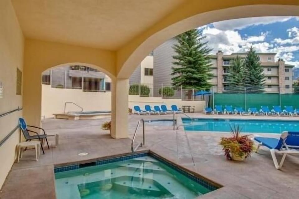 Condo, 2 Bedrooms | Pool
