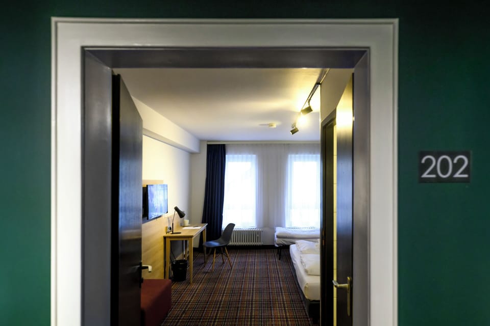 Standard Triple Room | Hypo-allergenic bedding, in-room safe, blackout drapes, soundproofing