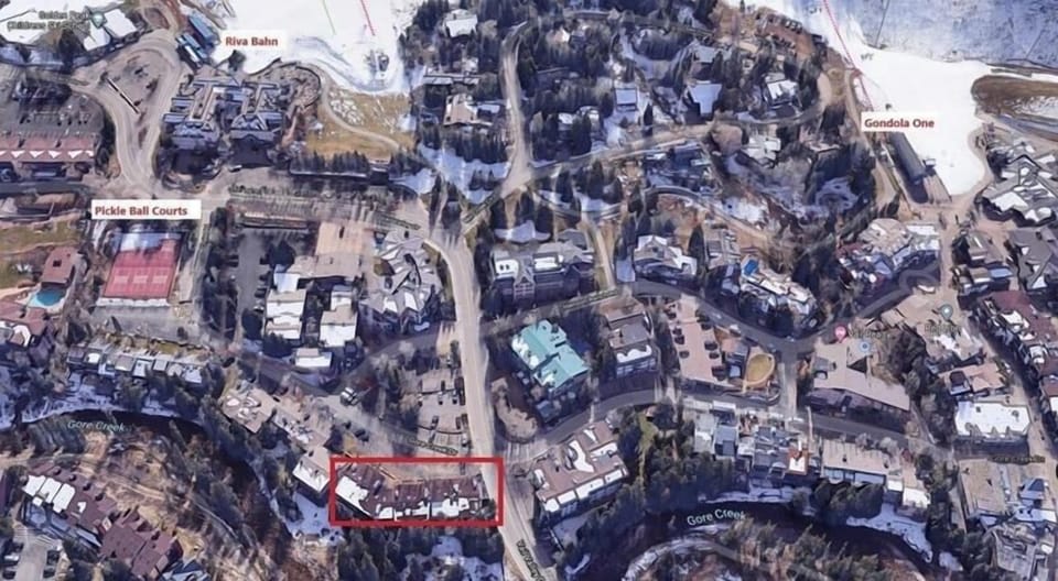 Condo, 2 Bedrooms | Snow and ski sports