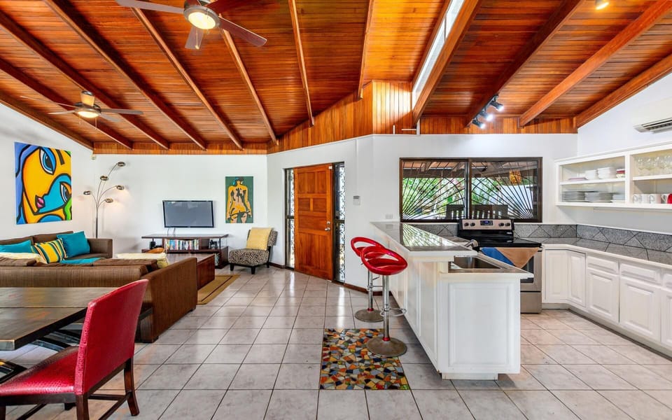 House, 4 Bedrooms, Beach View | Private kitchen | Full-size fridge, microwave, stovetop, coffee/tea maker