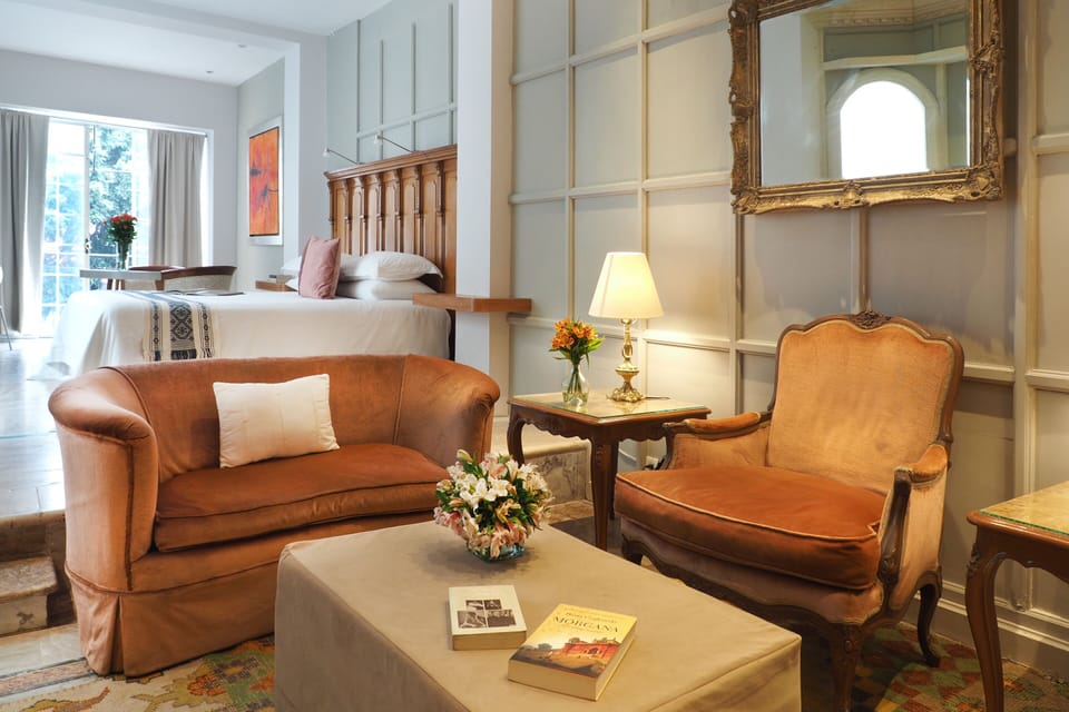 Classic Studio | In-room safe, desk, blackout drapes, iron/ironing board