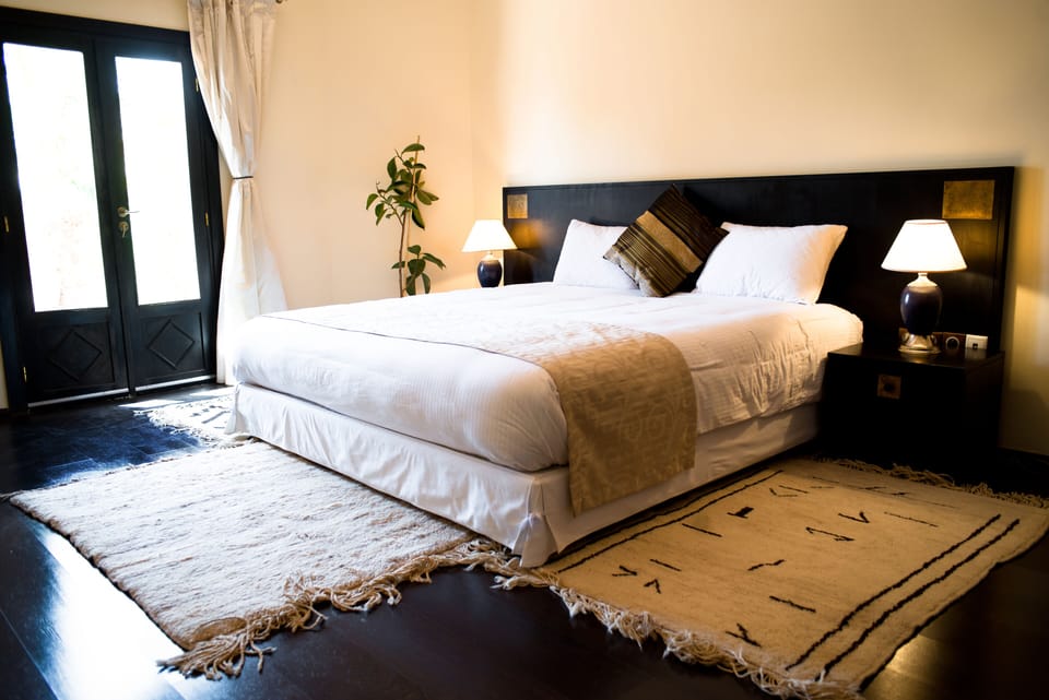 Executive Suite | 1 bedroom, premium bedding, down comforters, Select Comfort beds