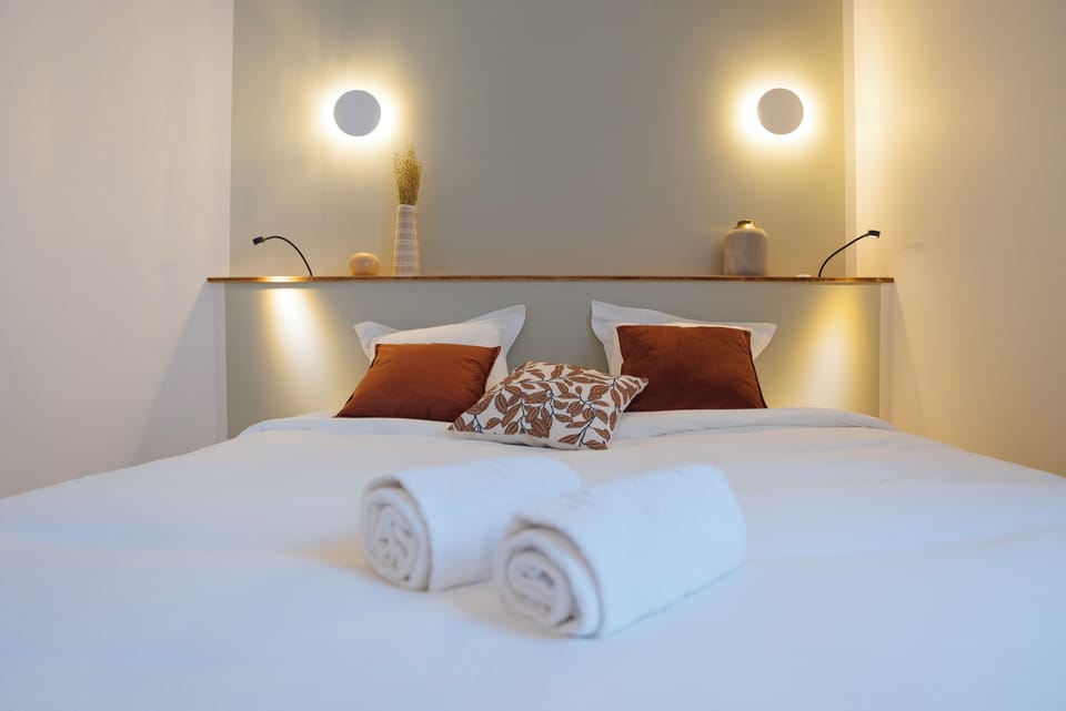 Triple Room | Premium bedding, bed sheets