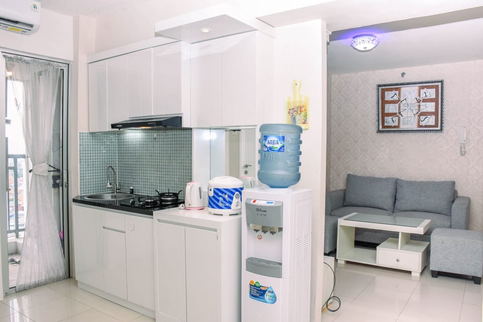 Fridge, stovetop, cookware/dishes/utensils