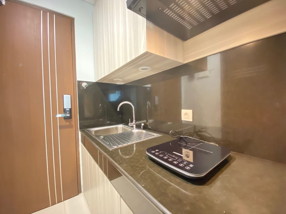 Fridge, stovetop, cookware/dishes/utensils