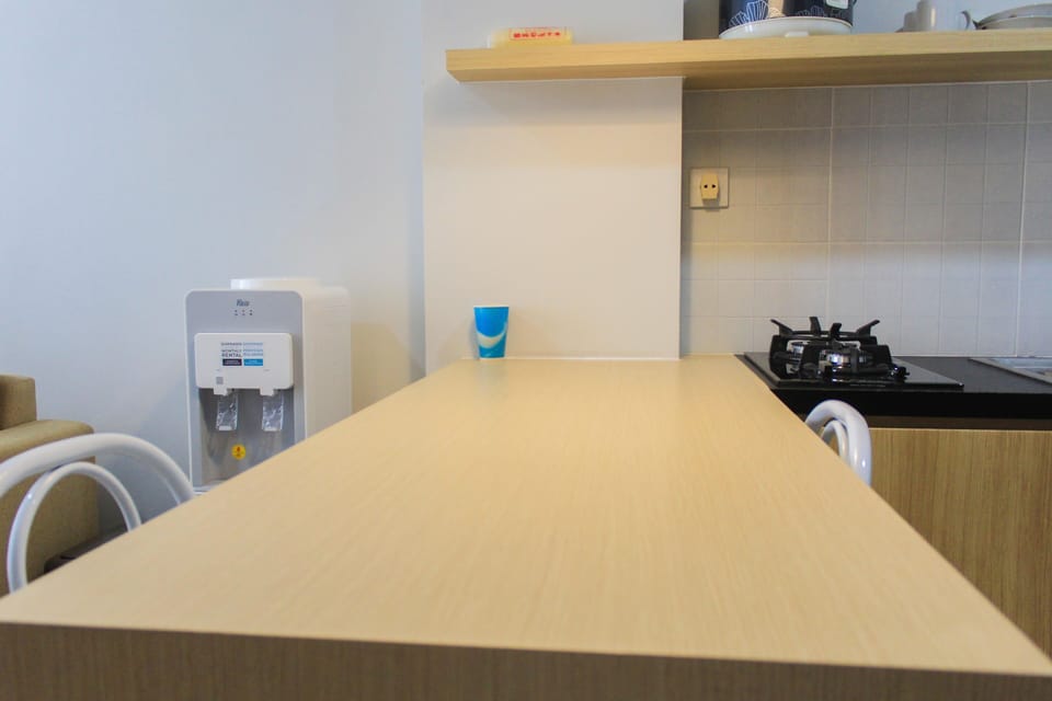 Fridge, stovetop, cookware/dishes/utensils