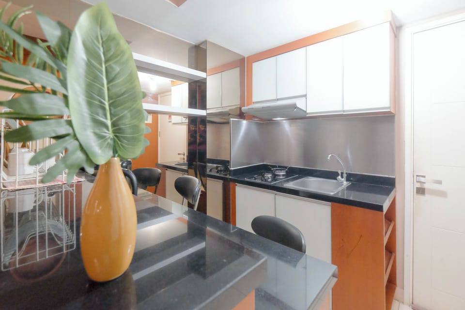 Room | Private kitchen | Fridge, stovetop, dishwasher, cookware/dishes/utensils