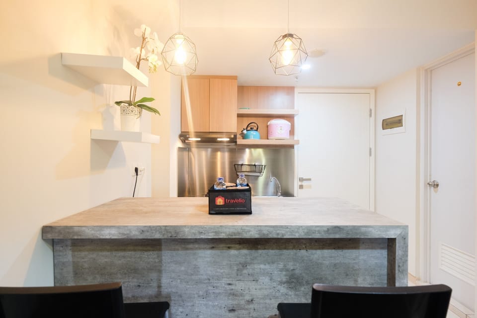 Fridge, stovetop, cookware/dishes/utensils