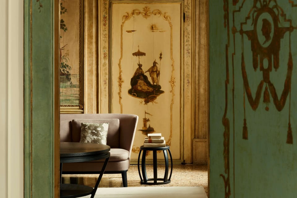 Suite (Alcova Tiepolo Suite) | Minibar, in-room safe, desk, laptop workspace