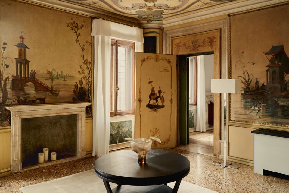 Suite (Alcova Tiepolo Suite) | Minibar, in-room safe, individually decorated, individually furnished