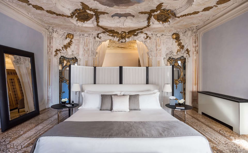 Suite (Alcova Tiepolo Suite) | Minibar, in-room safe, individually decorated, individually furnished